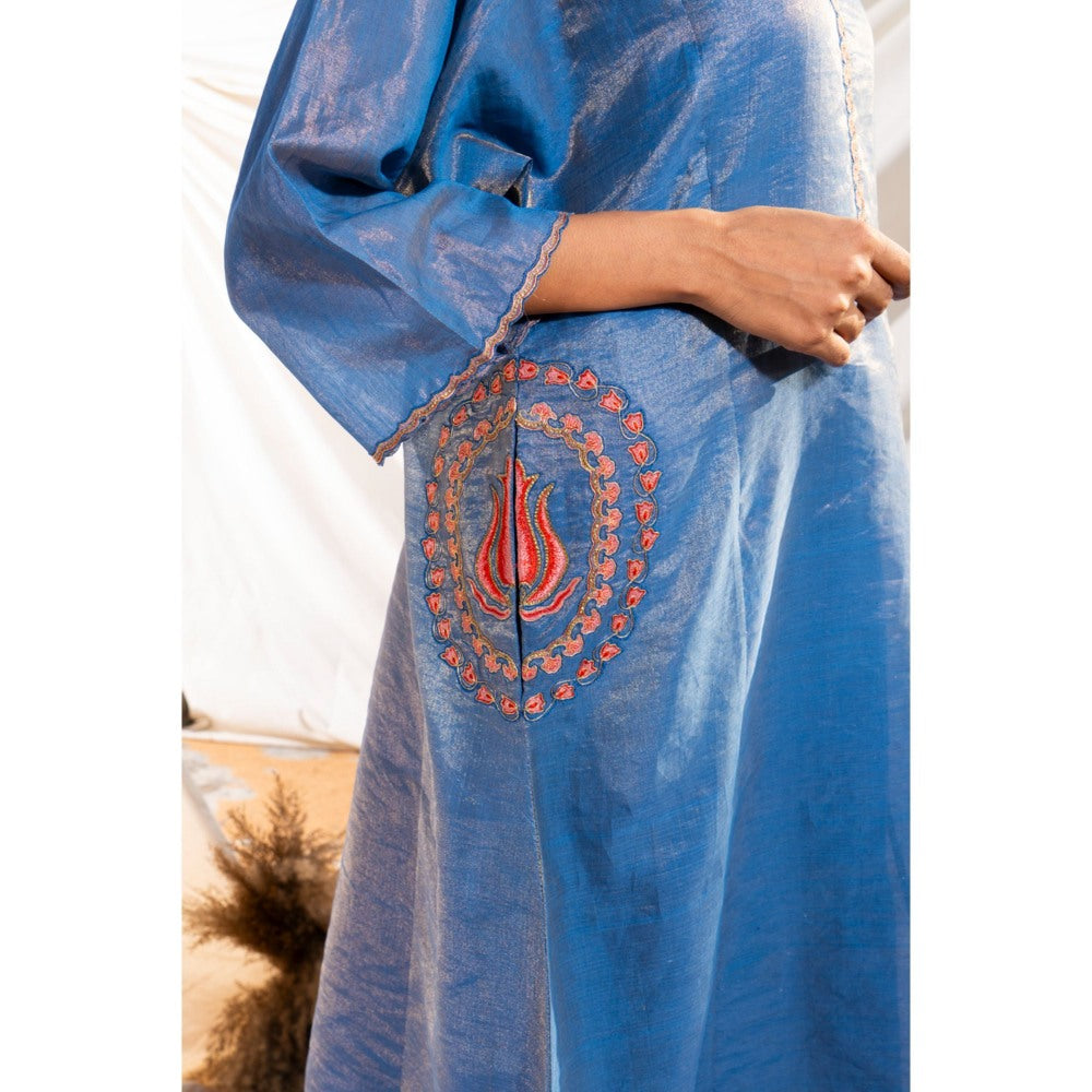 The White Tree Studio Blue Handloom Zari Embroidered Kurta with Pant & Inner (Set of 3)