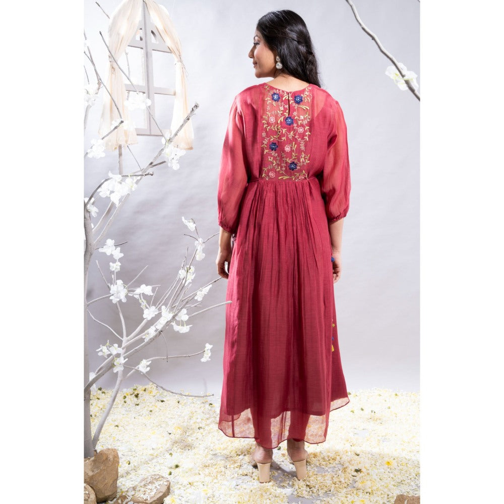 The White Tree Studio Farheen Maroon Applique On Panel Kurta with Pant & Inner (Set of 3)