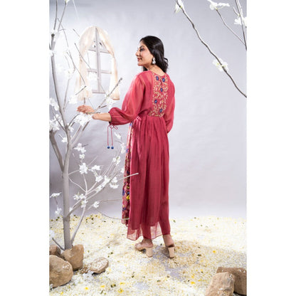 The White Tree Studio Farheen Maroon Applique On Panel Kurta with Pant & Inner (Set of 3)
