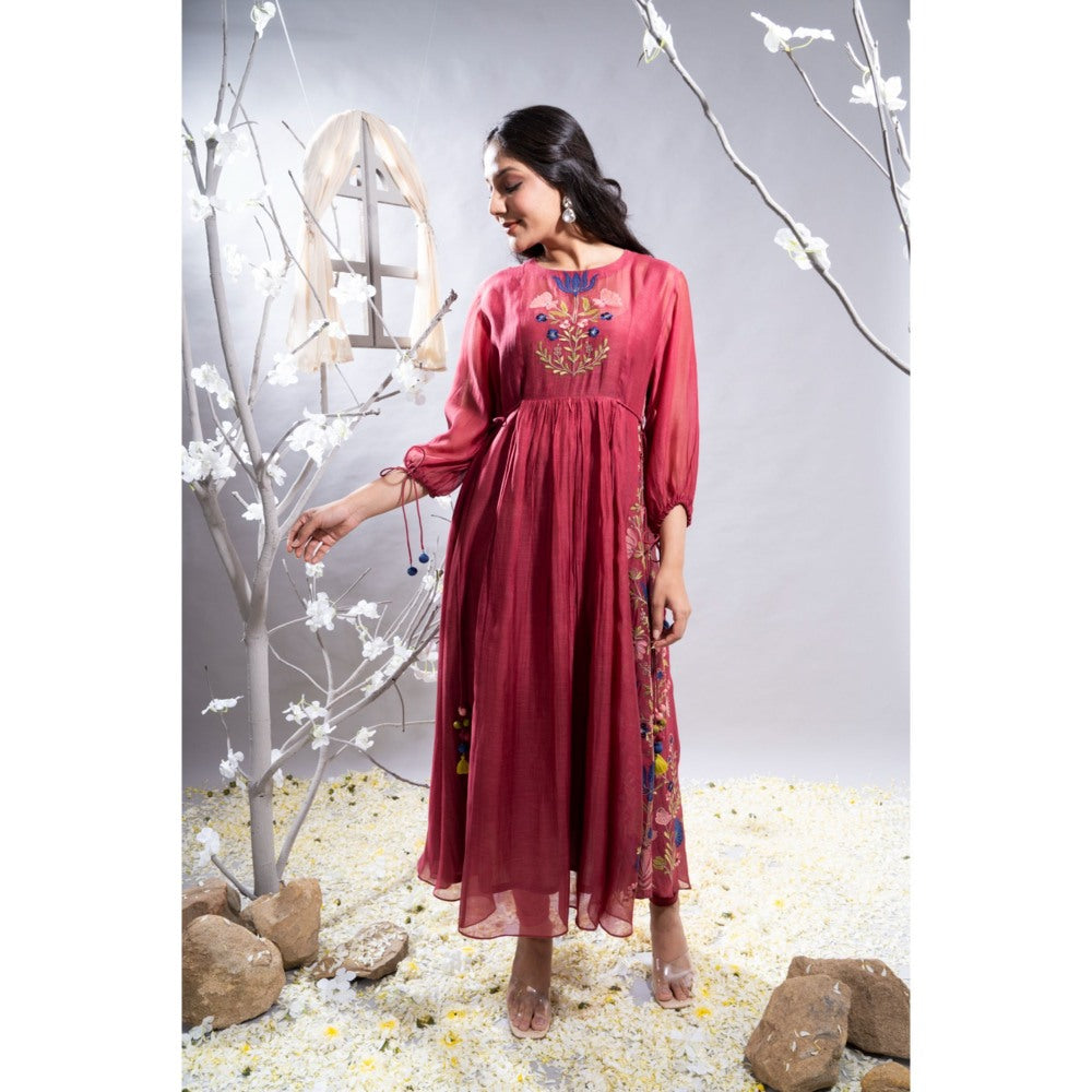 The White Tree Studio Farheen Maroon Applique On Panel Kurta with Pant & Inner (Set of 3)