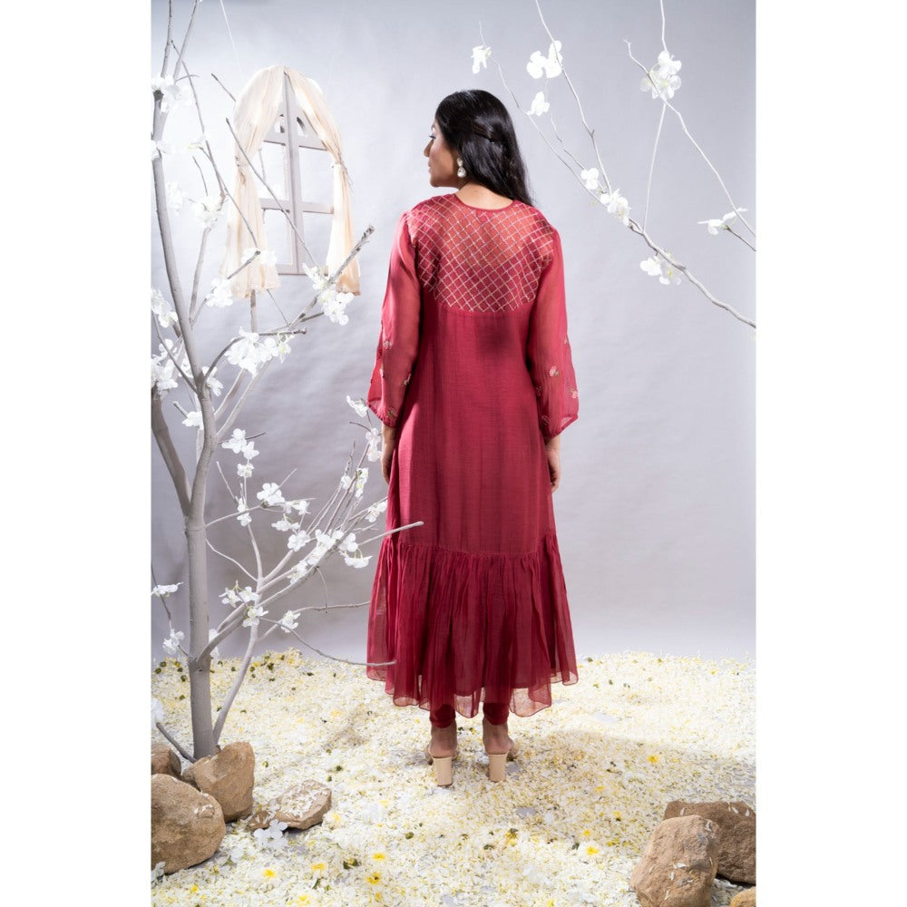 The White Tree Studio Parizad 3D Florals & Embroidered Kurta with Pant & Inner (Set of 3)