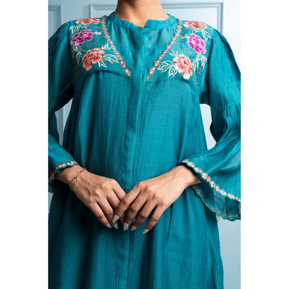 The White Tree Studio Teal Blue Kurta with Inner and Pant (Set of 3)