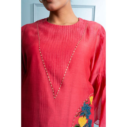 The White Tree Studio Pink Pintuck Kurta with Inner, Pant and Dupatta (Set of 4)