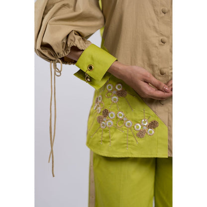 The Dramebaaz Company Floral Embroidered Gerbera Shirt with Pant (Set of 2)