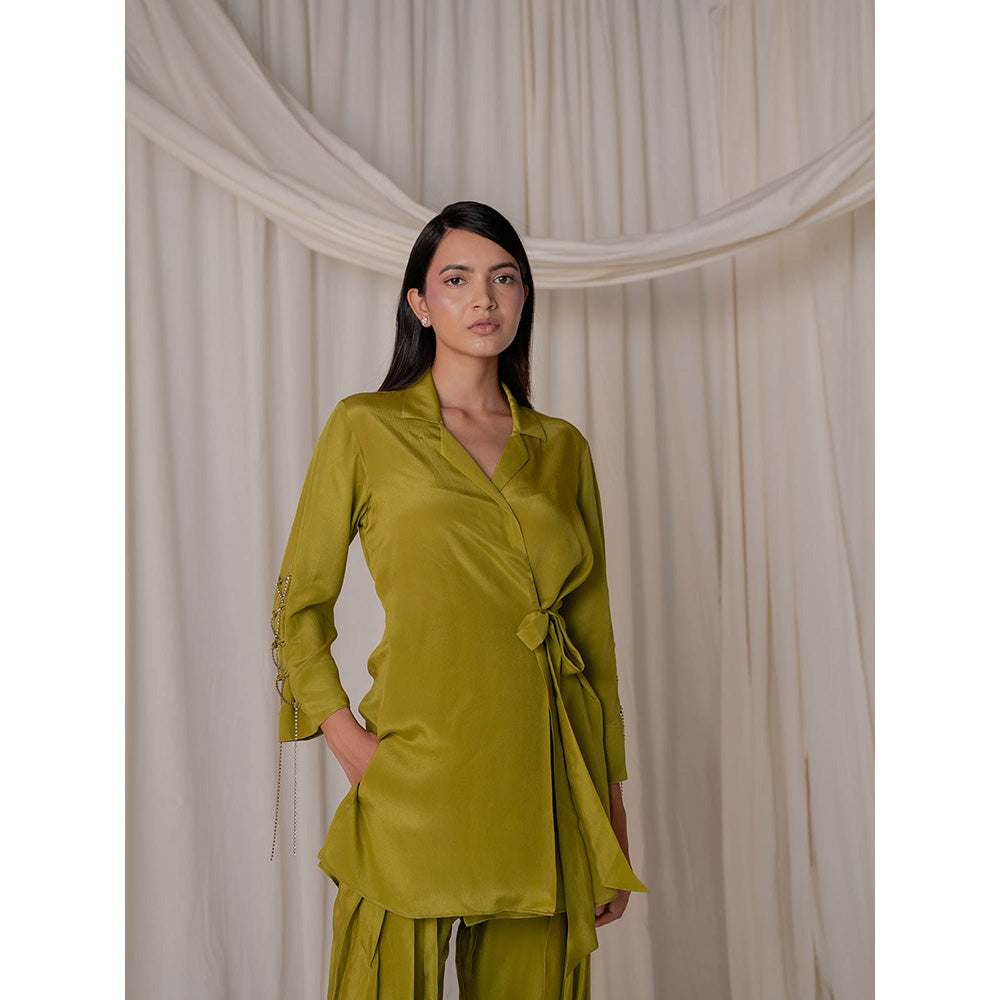The Burnt Toast Green Criss Cross Sleeve Top