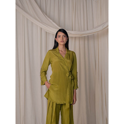 The Burnt Toast Green Criss Cross Sleeve Top