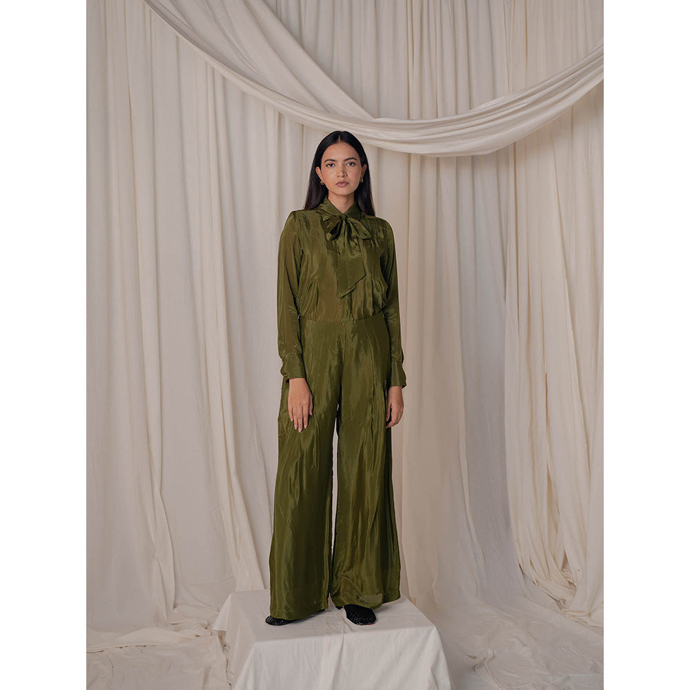 The Burnt Toast Olive Pleated Co-Ord (Set of 2)