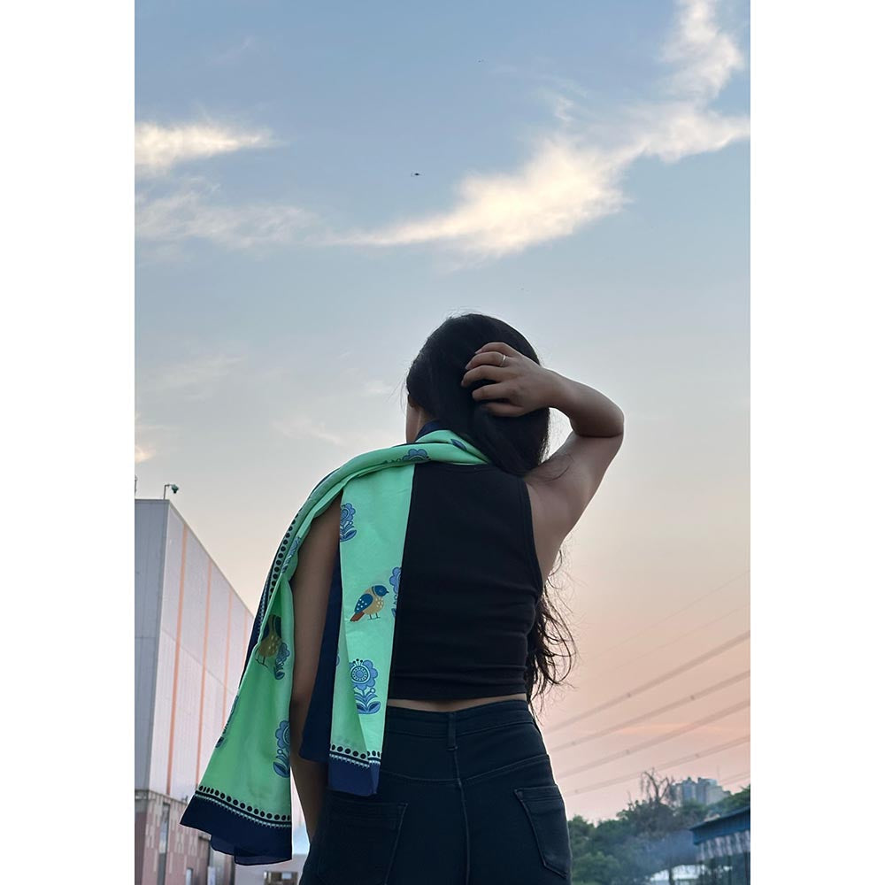 Thee Modern Roots Women Graceful Flutter Silk Stole Green