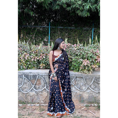 Thee Modern Roots Dreamy Lotus Printed Satin Georgette Saree with Unstitched Blouse