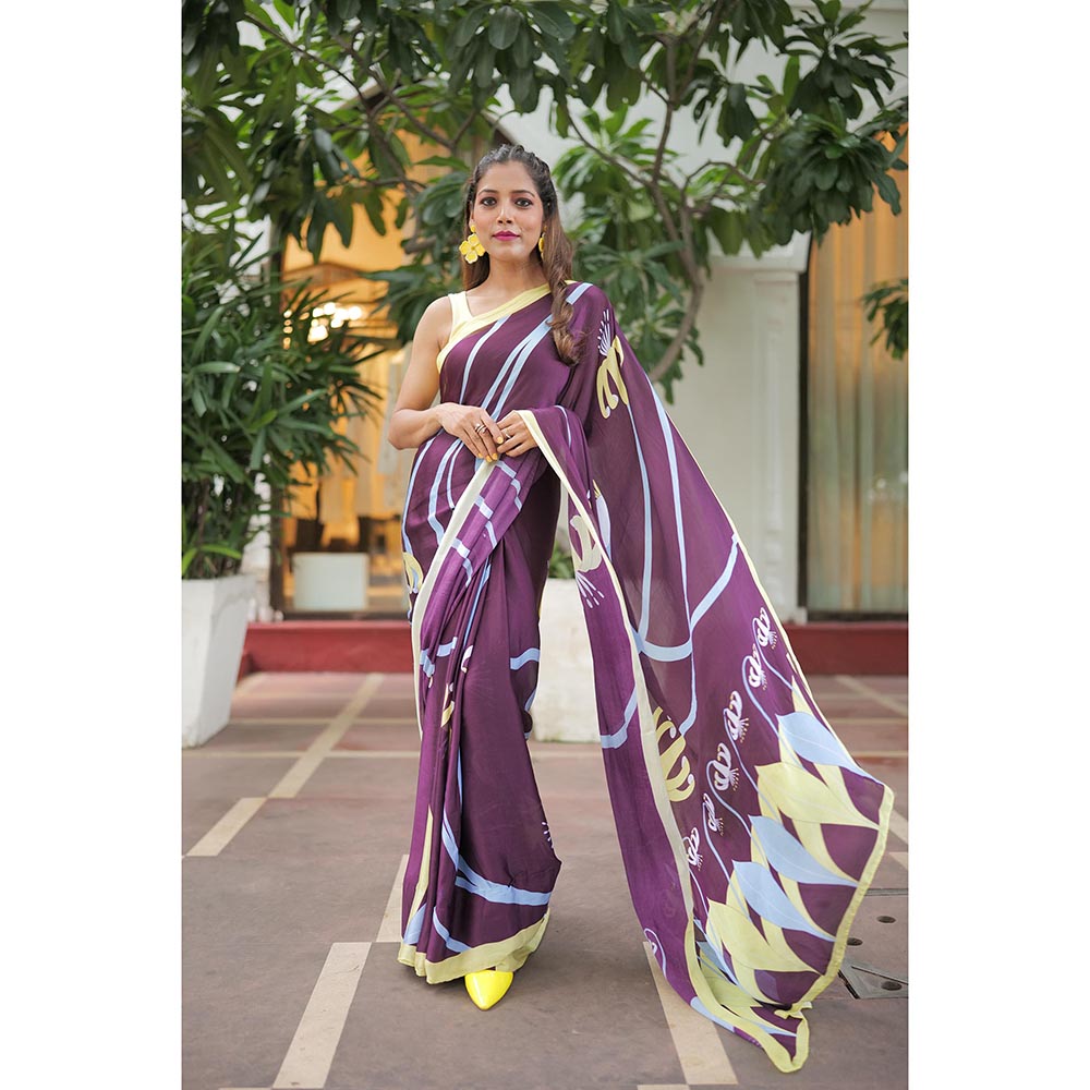 Thee Modern Roots Floral Swirl Printed Satin Georgette Saree with Unstitched Blouse