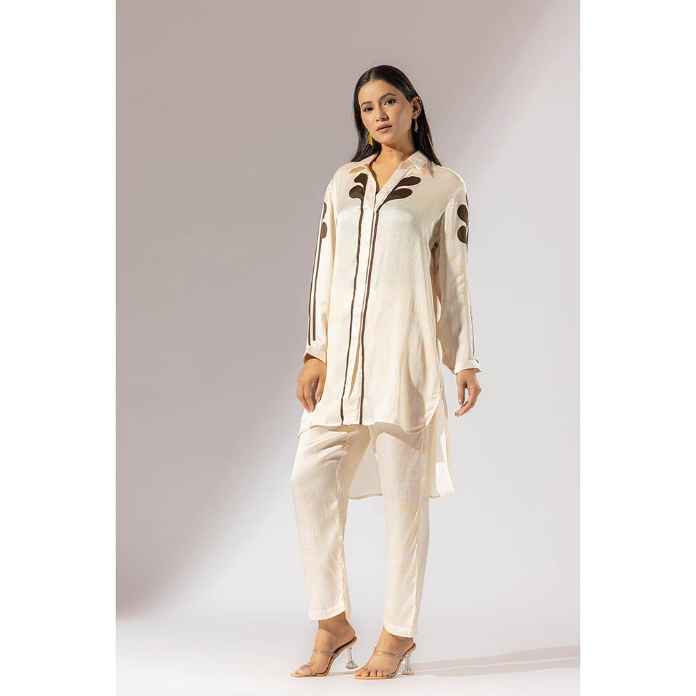 Thee Modern Roots Mantis Printed Co-Ord (Set of 2)