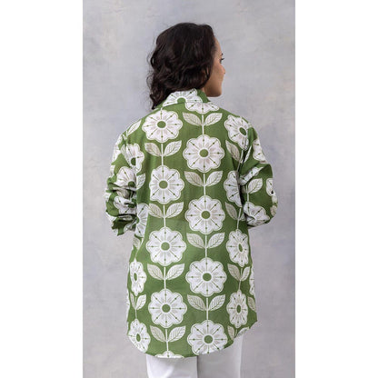 Thee Modern Roots Green Floral Print Cotton Mul Shirt