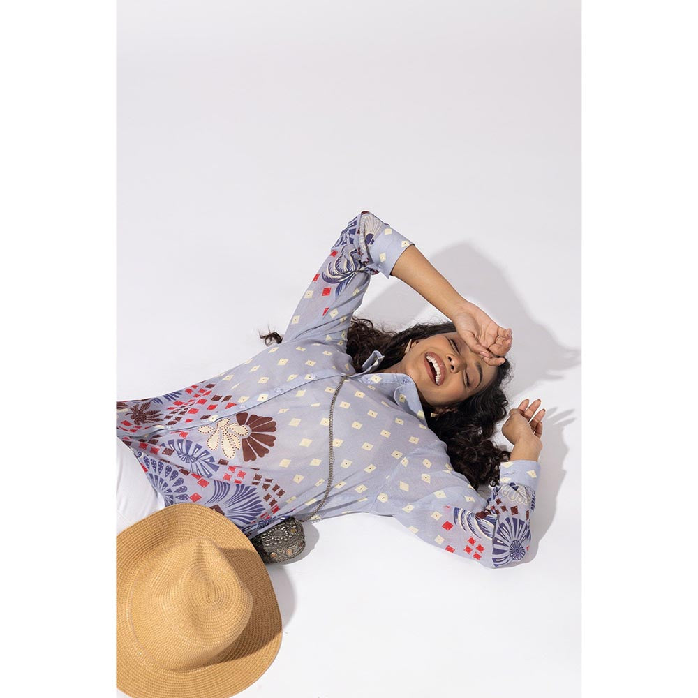 Thee Modern Roots Lavender Flora Cluster Shirt