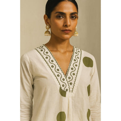 Thee Modern Roots Women'S Ivory Cotton Polka Dots V-Neck Kurta with Pant