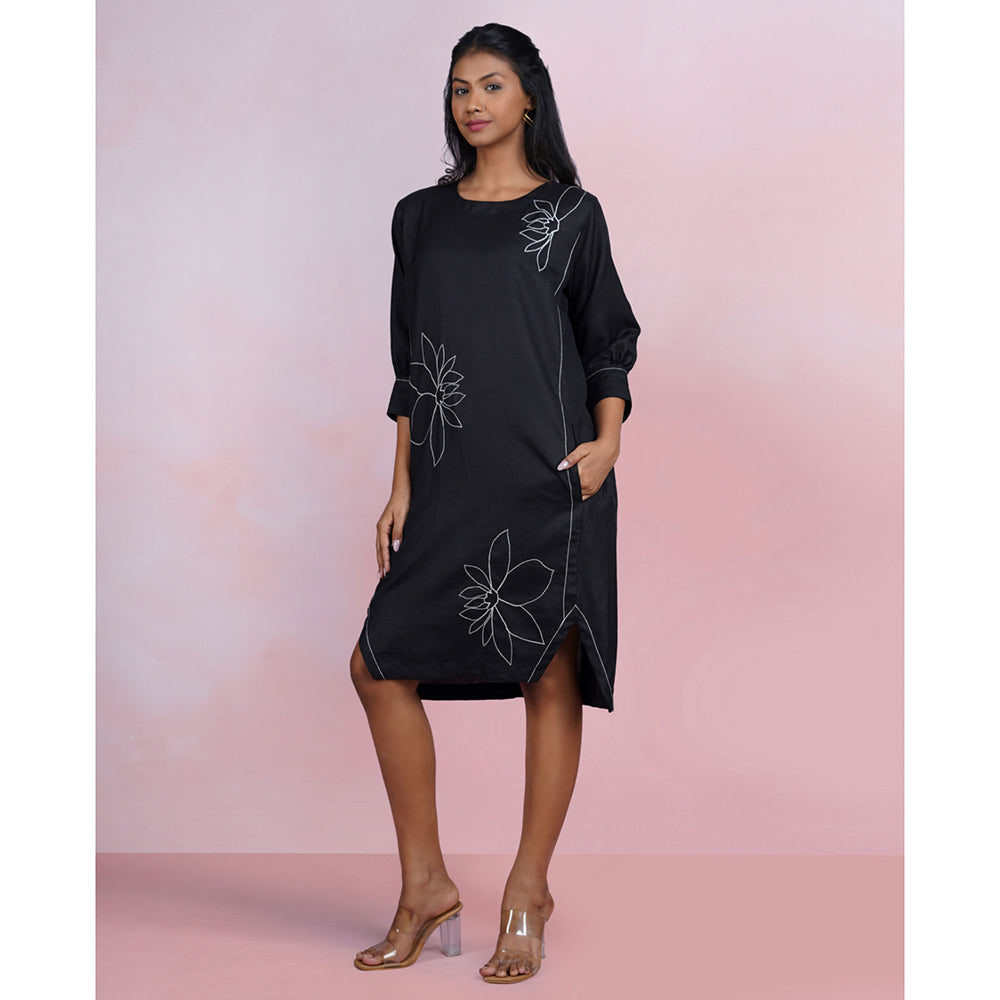 The House of Hemp Shadow Stitch Dress