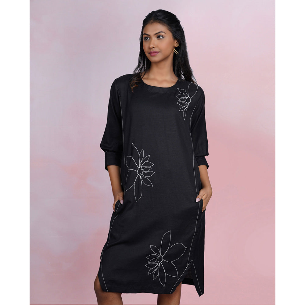 The House of Hemp Shadow Stitch Dress