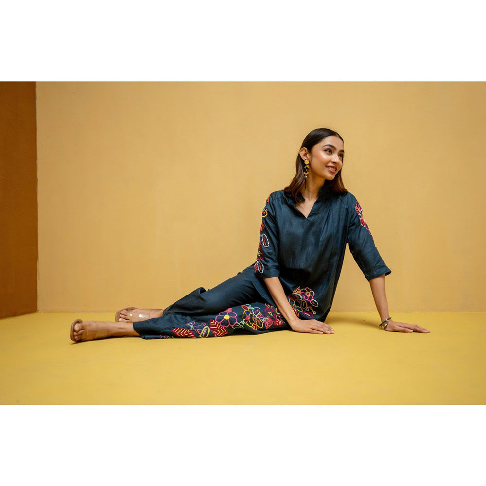 The House of Hemp Blue Neelofar Co-Ord Set