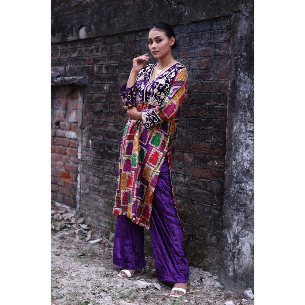 THETAA Purple Hand-Embroidered Jharoka Print Kurta with Pant and Dupatta (Set of 3)