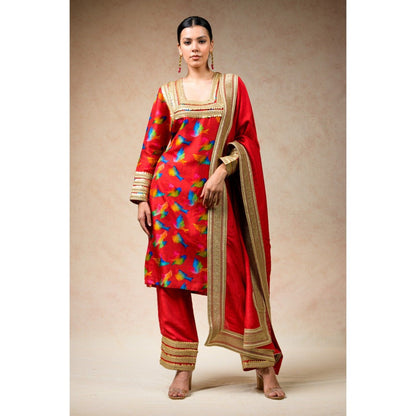 THETAA Red Kurta with Pant and Dupatta (Set of 3)