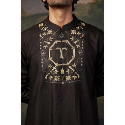 THETAA Men Black Hand-Embroidered Kurta with Pyjama