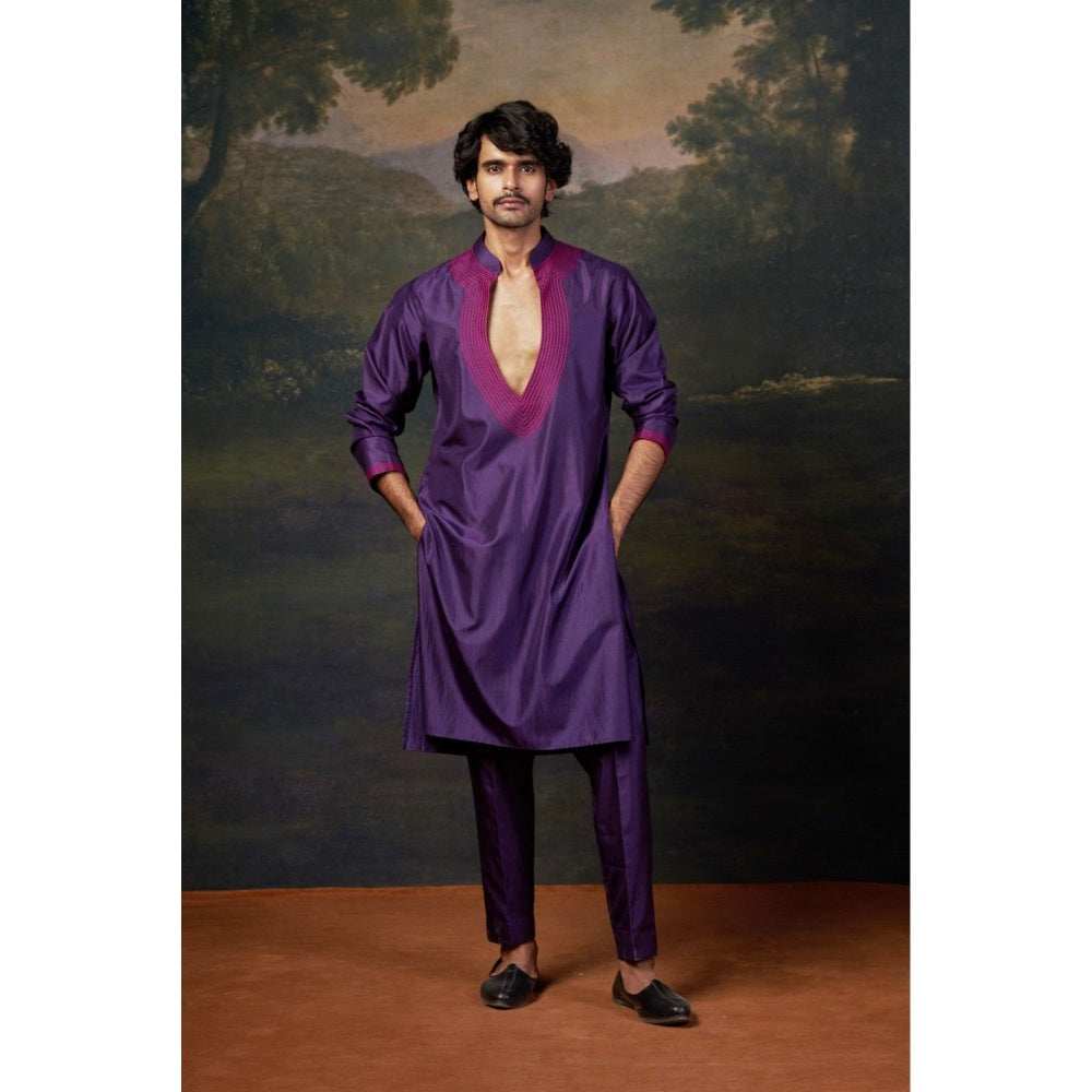 THETAA Men Purple Embroidered Kurta with Pyjama