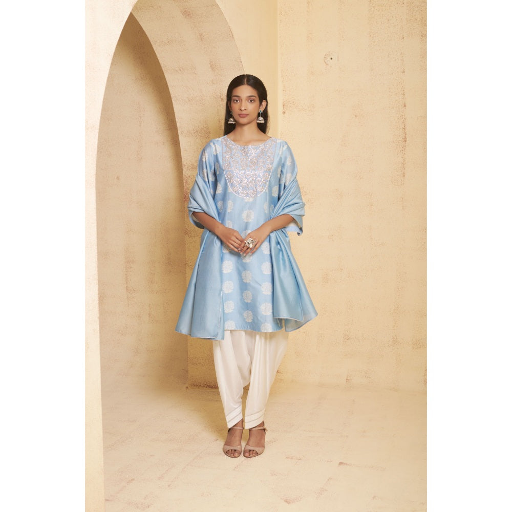 THETAA Womens Blue Floral Print Gota Work Kurta and Salwar