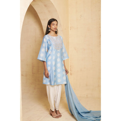 THETAA Womens Blue Floral Print Gota Work Kurta and Salwar