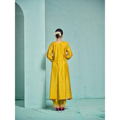 The Clothing Therapy Yellow Kurta with Pant (Set of 2)