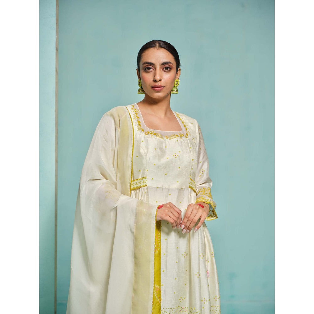 The Clothing Therapy Ivory Square Neck Kurta with Pant and Dupatta (Set of 3)