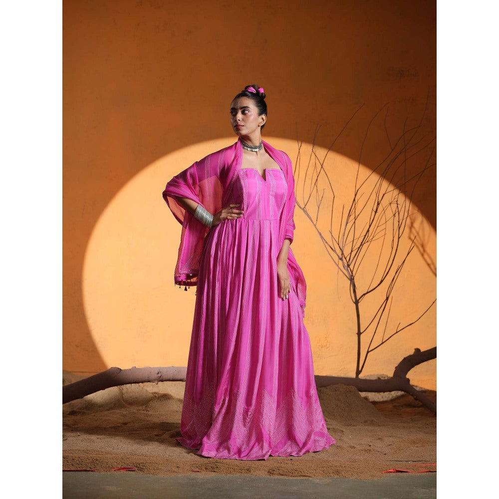 The Clothing Therapy Pink Corset Gown with Stole (Set of 2)