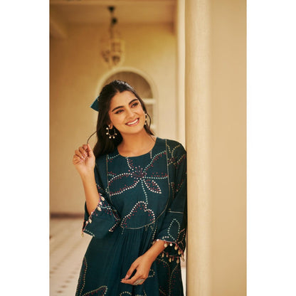 The Clothing Therapy Teal Blue Yoke Kurta with Straight Pant
