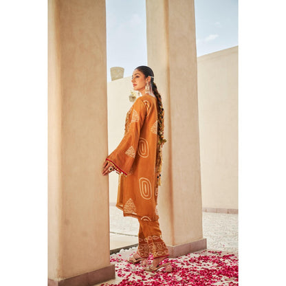The Clothing Therapy Orange Round Yoke Circular Cut Kurta with Pant