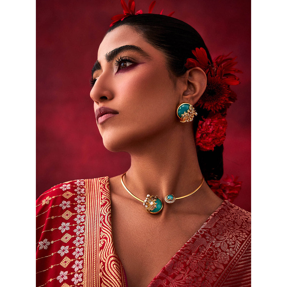 Aulerth Turquoise & White Odeta Hasli Choker Necklace by Ekaya banaras