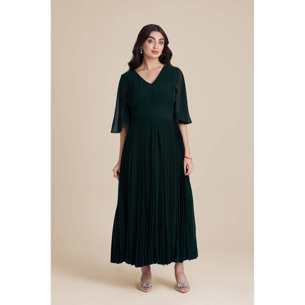 Torsha Grace In Green Dress