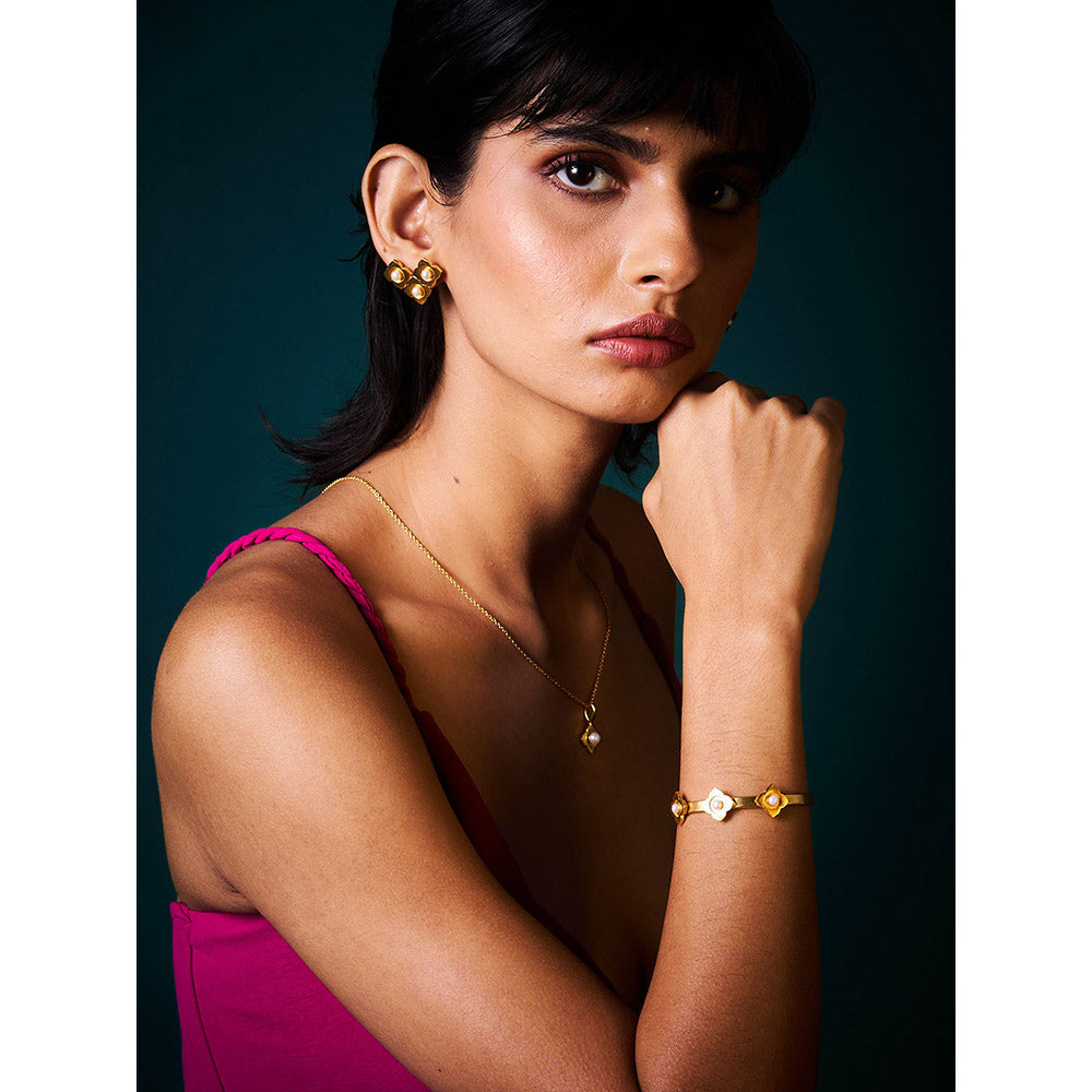 Trazenie Chameli Jewellery Set -Studs with Long Necklace with Bracelet