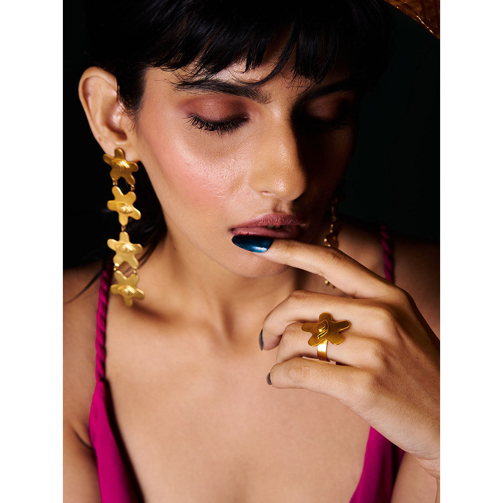 Trazenie Kamal Aankhen Jewellery Set-Earrings with Necklace with Ring