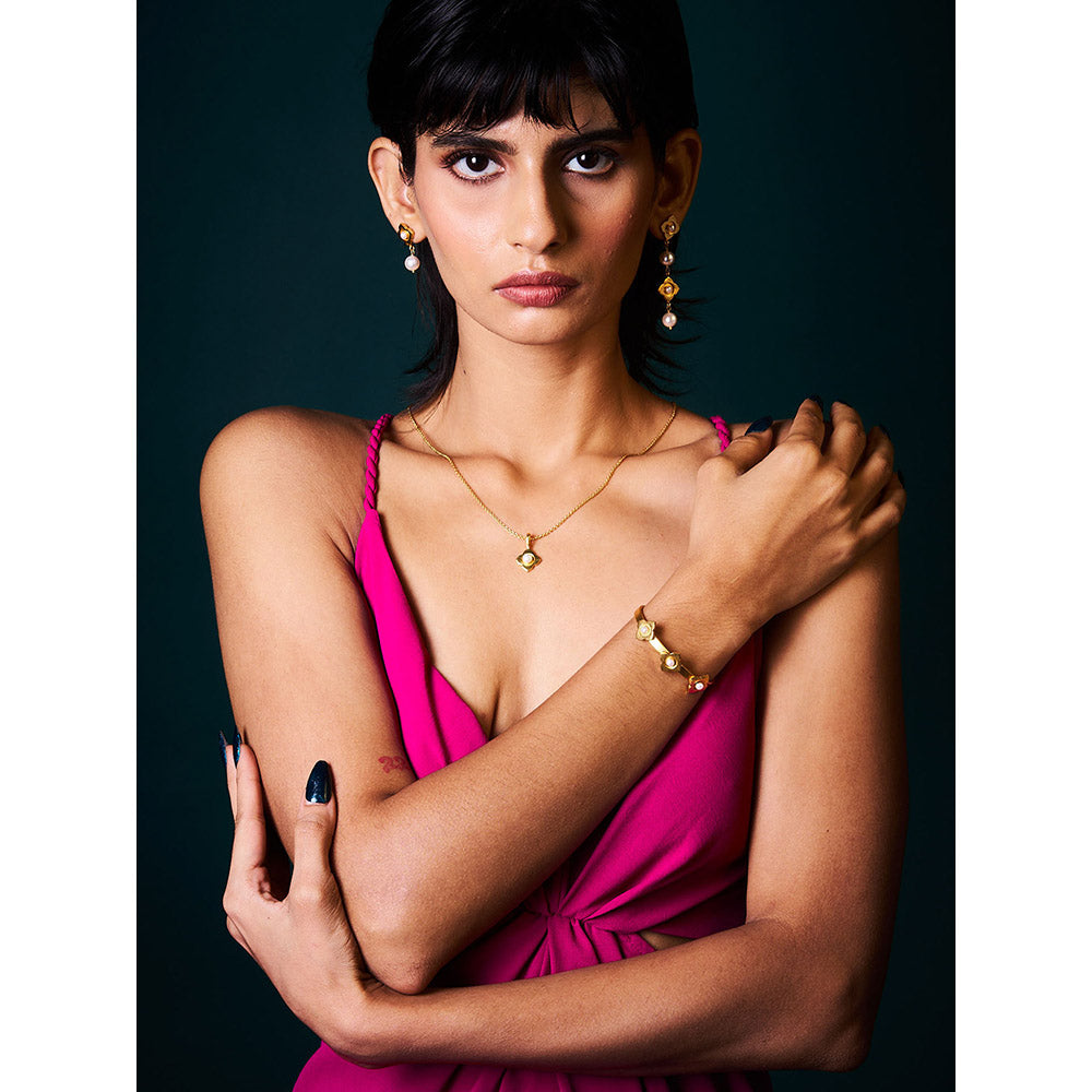 Trazenie Chameli Jewellery Set - Mismatched Earrings with Long Necklace