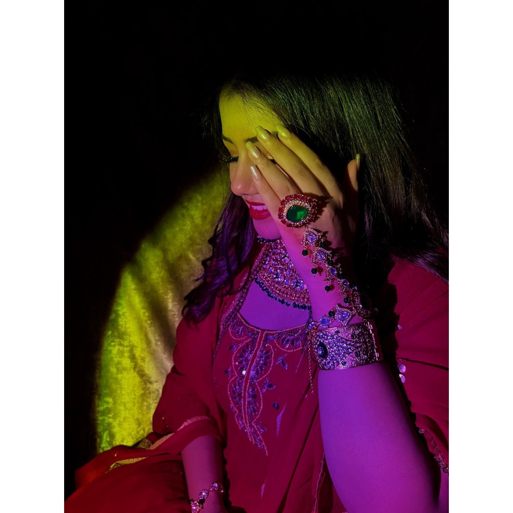 Tussya by Shreya Hiraaz Haath Phool Set