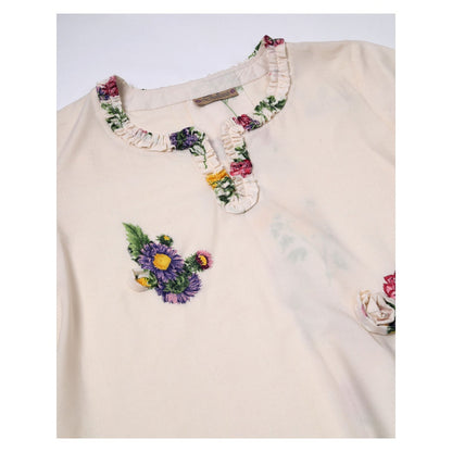 "Two Sisters" by Gyans White Whisper 3D Applique Printed Kurti With Pant (Set of 2)