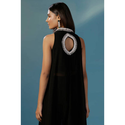"Two Sisters" by Gyans Black Georgette Solid/Plain V-Neck Kurta And Palazzo