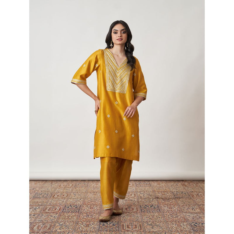 Vaaya The Sarson Silk Chanderi Ensemble Yellow Kurta with Pant and Dupatta (Set of 3)