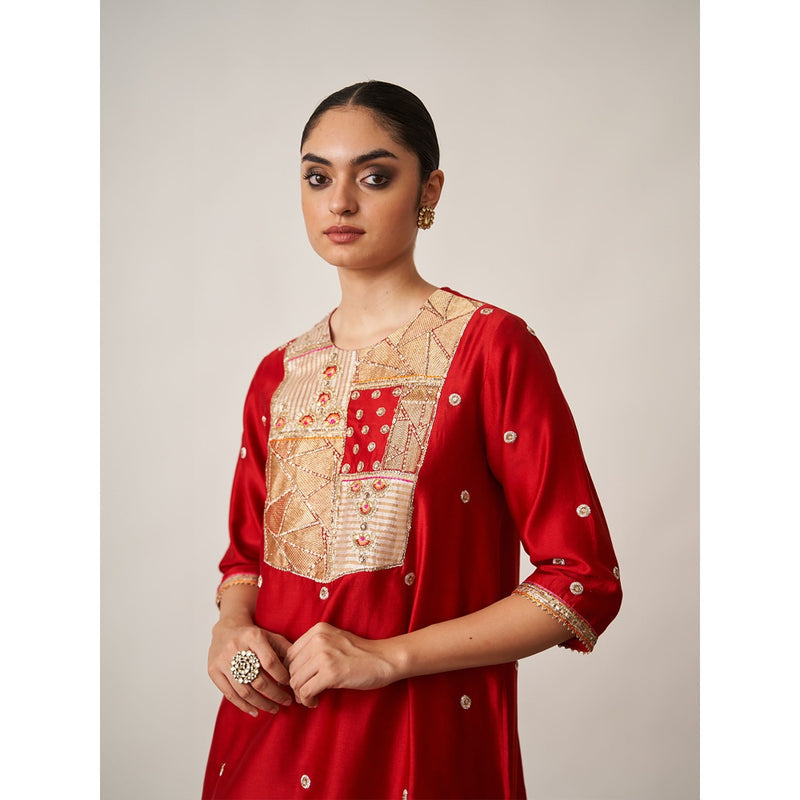 Vaaya The Sindoori Silk Chanderi Banarasi Kurta with Palazzo and Dupatta (Set of 3)