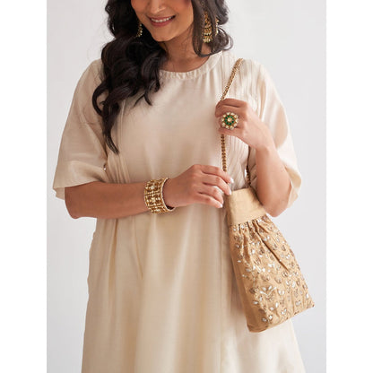 Vaaya Off White Pure Silk Chander Kurta with Pant (Set of 2)