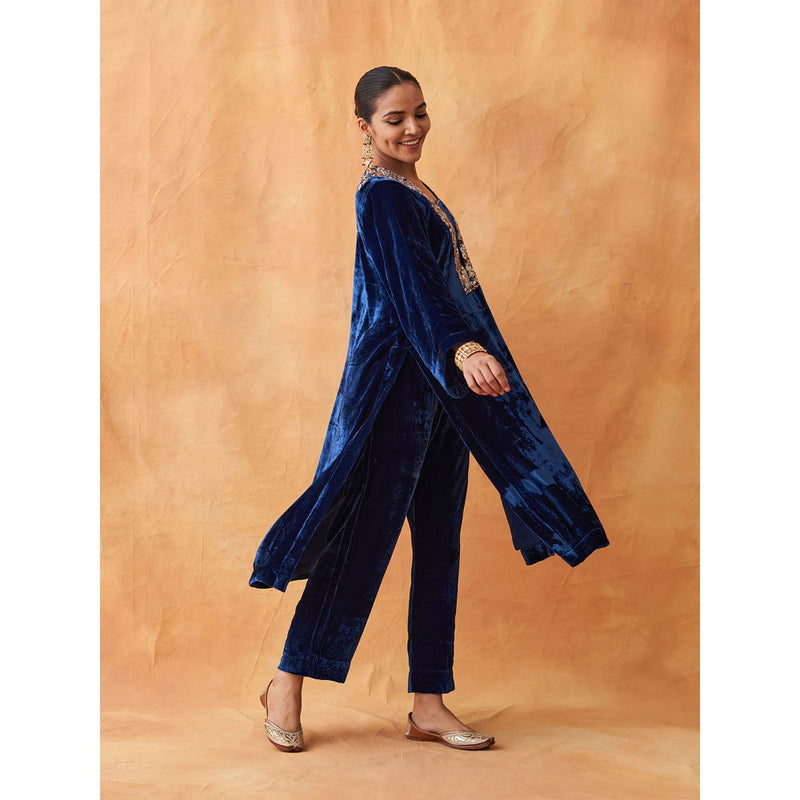 Vaaya The Twilight Blue Silk Velvet Kurta with Pant (Set of 2)