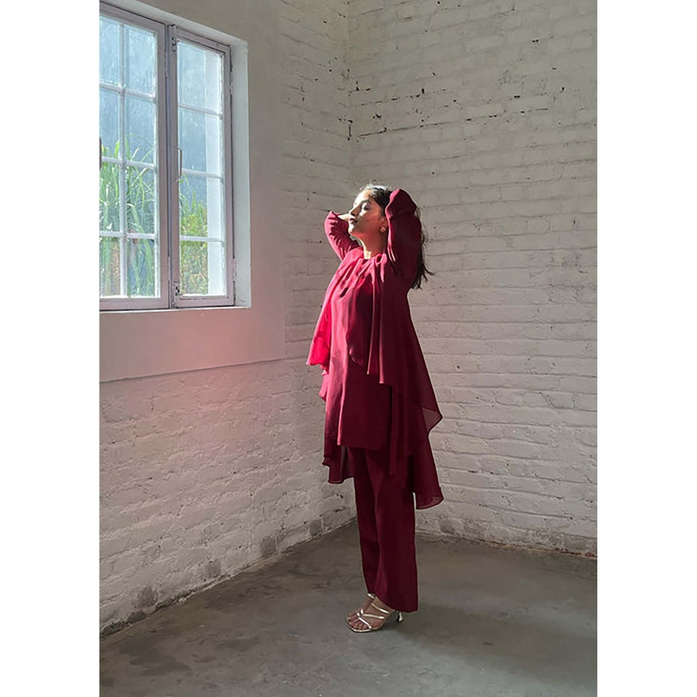 Vaaya The Waterfall Ensemble -Burgundy Shrug