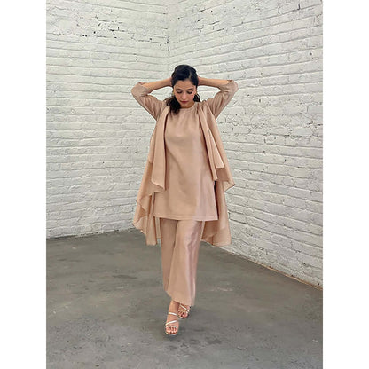 Vaaya The Waterfall Ensemble - Beige Shrug