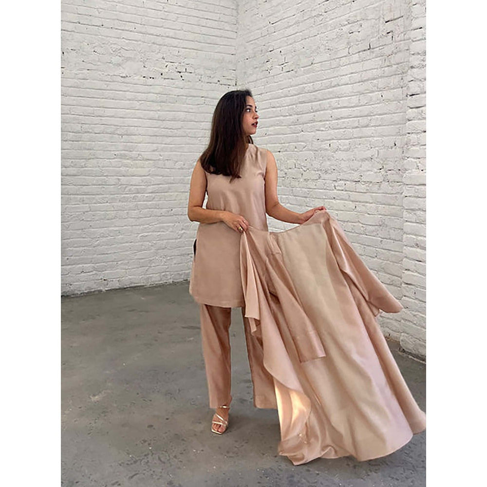 Vaaya The Waterfall Ensemble - Beige Shrug