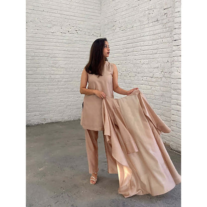 Vaaya The Waterfall Ensemble - Beige Shrug