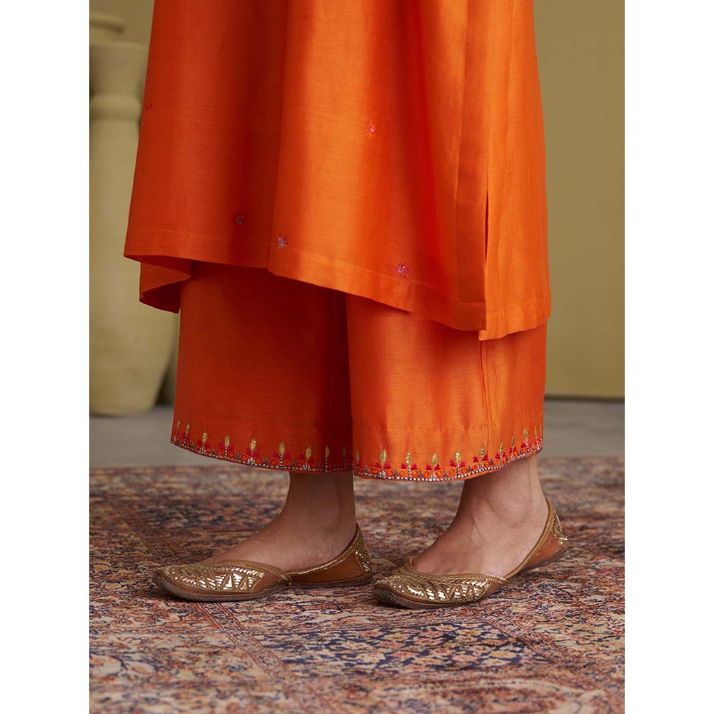 Vaaya The Narangi Silk Chanderi Orange Kurta With Pant And Dupatta