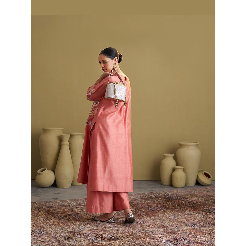 Vaaya The Silk Chanderi Peach Kurta With Pant And Dupatta